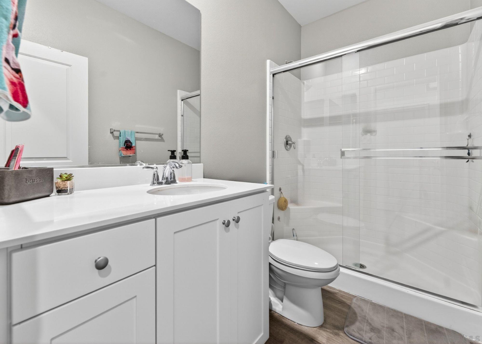 Detail Gallery Image 19 of 25 For 28331  Memory Ln, Winchester,  CA 92596 - 4 Beds | 3 Baths