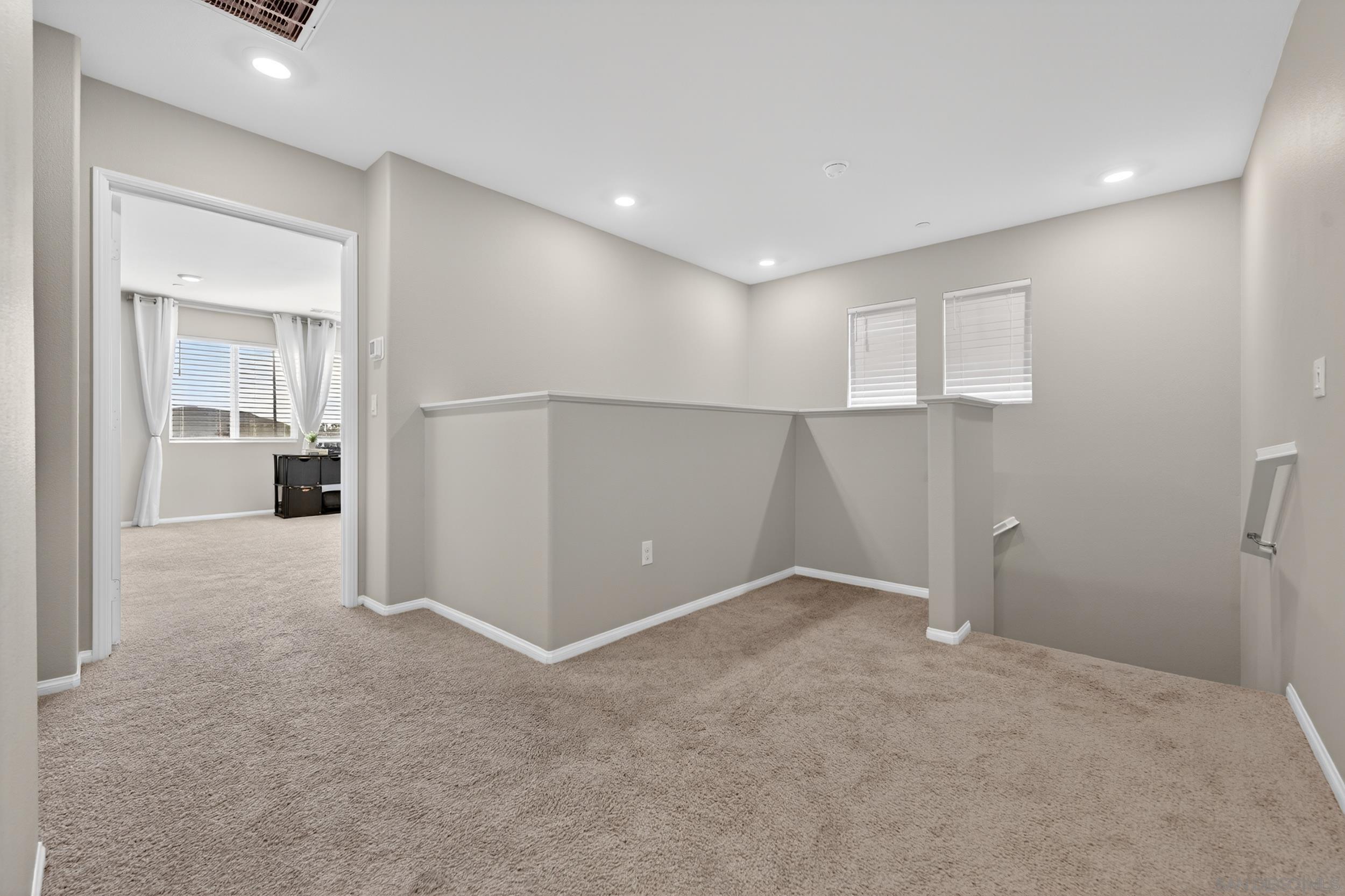 Detail Gallery Image 10 of 25 For 28331  Memory Ln, Winchester,  CA 92596 - 4 Beds | 3 Baths