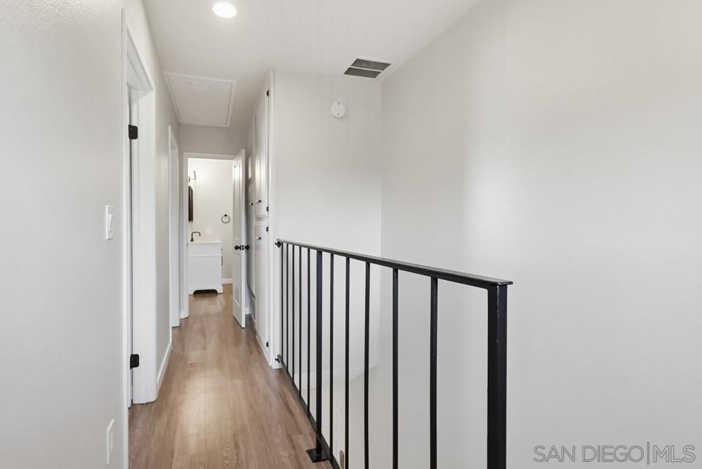 Detail Gallery Image 21 of 45 For 5516  Caminito Roberto, San Diego,  CA 92111 - 2 Beds | 1/1 Baths