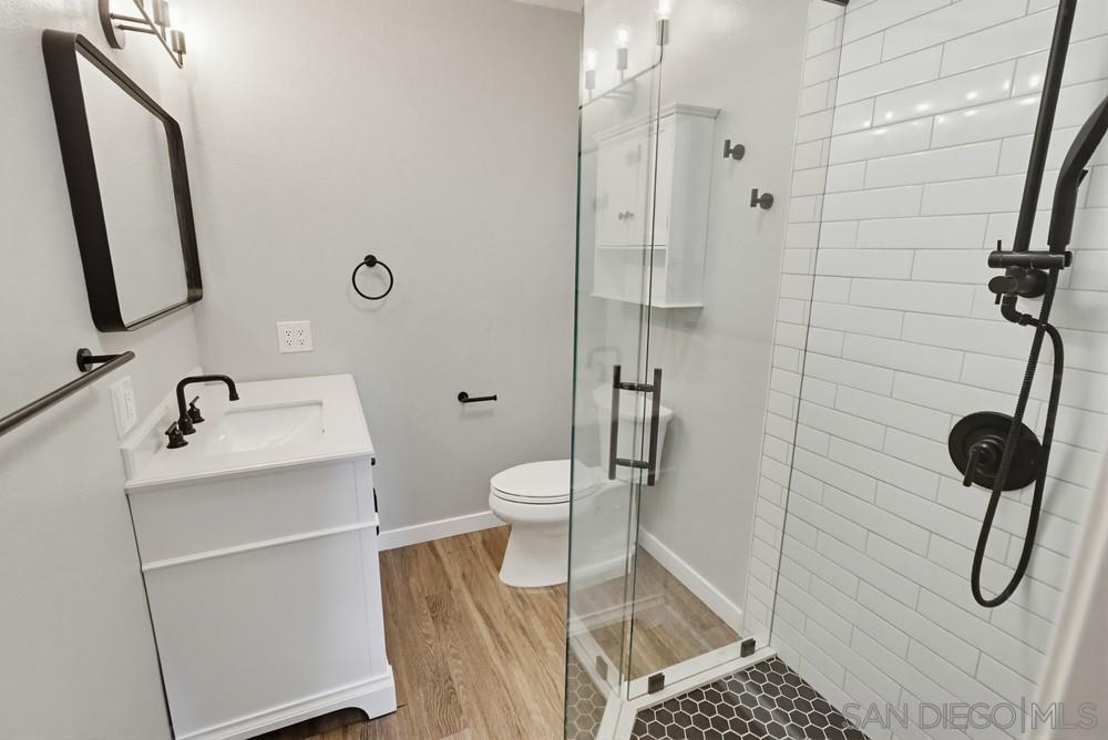 Detail Gallery Image 27 of 45 For 5516  Caminito Roberto, San Diego,  CA 92111 - 2 Beds | 1/1 Baths