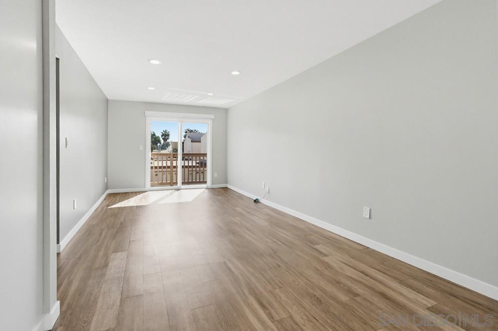 Detail Gallery Image 4 of 45 For 5516  Caminito Roberto, San Diego,  CA 92111 - 2 Beds | 1/1 Baths