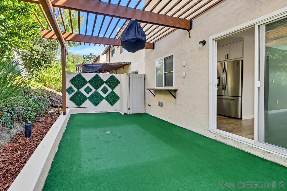 Detail Gallery Image 36 of 45 For 5516  Caminito Roberto, San Diego,  CA 92111 - 2 Beds | 1/1 Baths