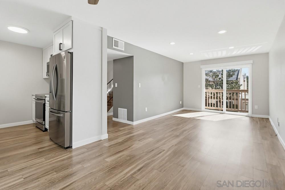 Detail Gallery Image 5 of 45 For 5516  Caminito Roberto, San Diego,  CA 92111 - 2 Beds | 1/1 Baths