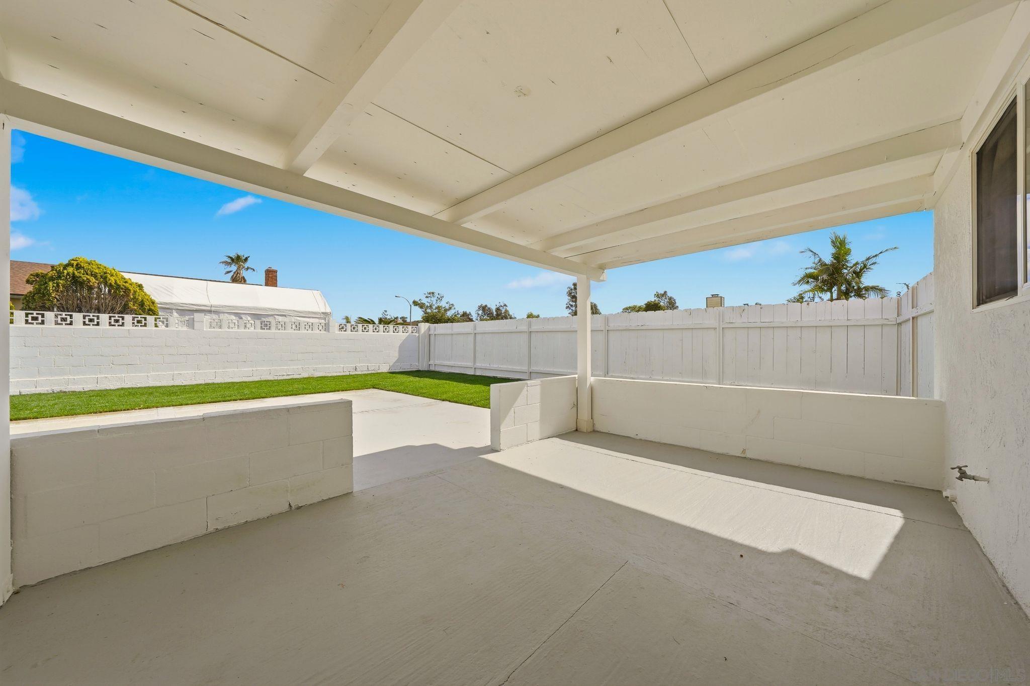 Detail Gallery Image 23 of 34 For 10155  Baroness Ave, San Diego,  CA 92126 - 3 Beds | 2 Baths