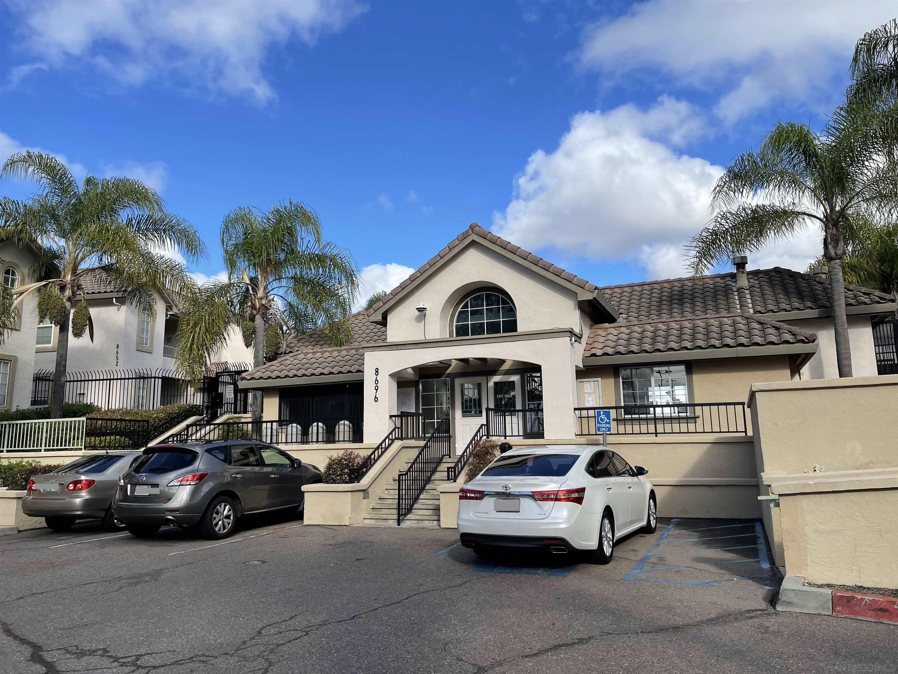 Front Image Thumbnail for SD260003841