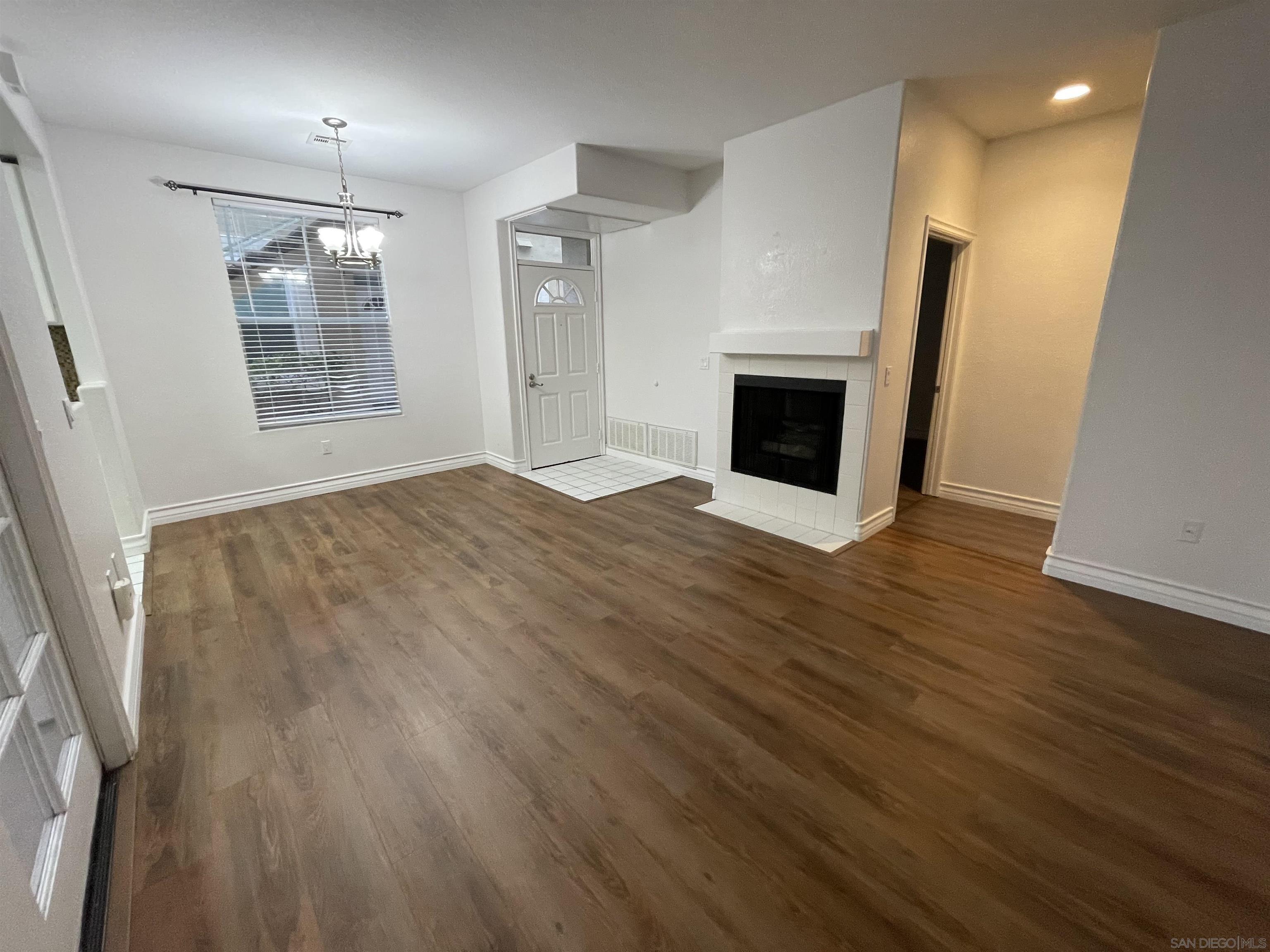 Detail Gallery Image 6 of 32 For 8682  New Salem St.  159, San Diego,  CA 92126 - 2 Beds | 2 Baths