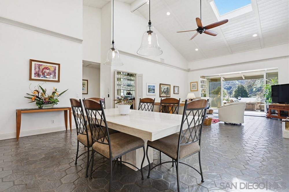 Detail Gallery Image 11 of 26 For 16057  El Tae  #31,  Pauma Valley,  CA 92061 - 3 Beds | 3 Baths