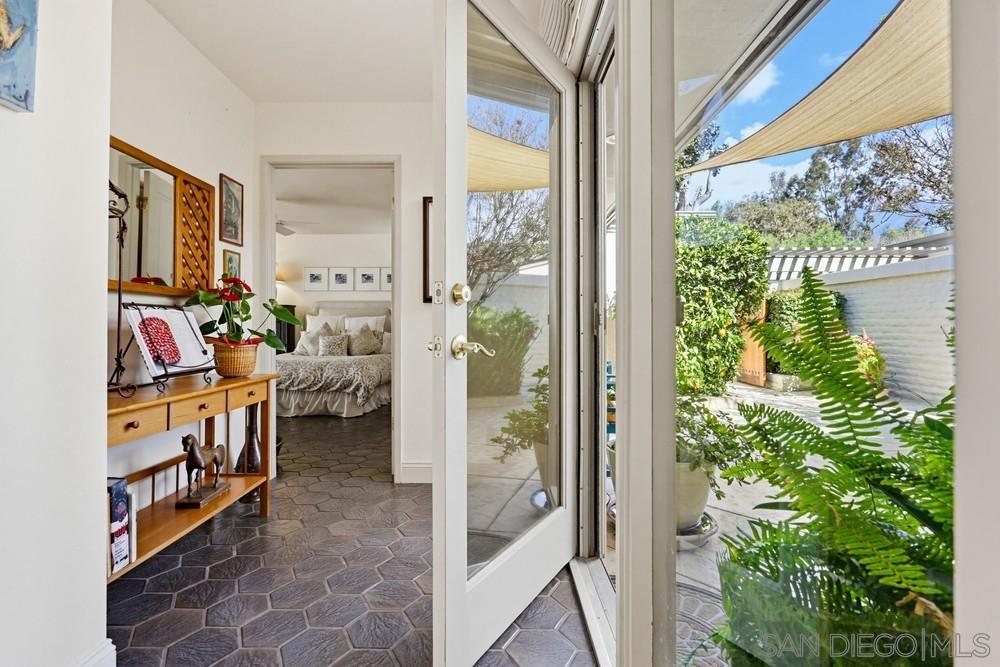 Detail Gallery Image 4 of 26 For 16057  El Tae  #31,  Pauma Valley,  CA 92061 - 3 Beds | 3 Baths