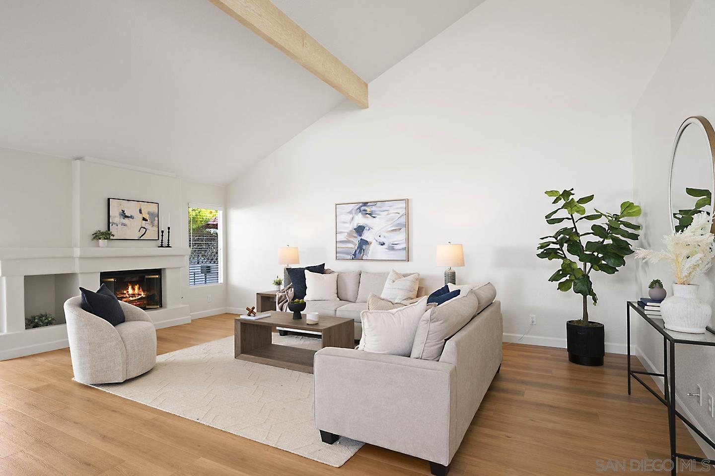 Front Image Thumbnail for SD260003843