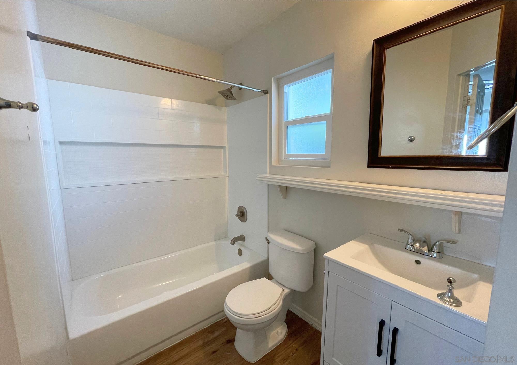 Detail Gallery Image 21 of 29 For 1060  E Washington Ave  #5,  Escondido,  CA 92025 - 2 Beds | 2 Baths