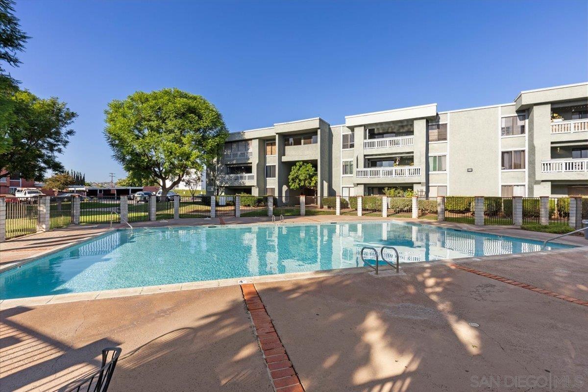 Detail Gallery Image 28 of 29 For 1060  E Washington Ave  #5,  Escondido,  CA 92025 - 2 Beds | 2 Baths