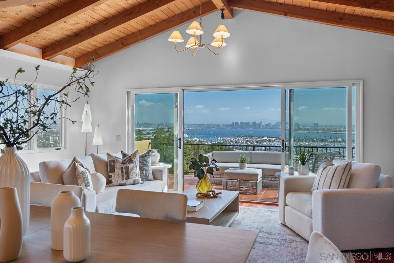 Detail Gallery Image 2 of 61 For 3235  Harbor View Dr, San Diego,  CA 92106 - 5 Beds | 4/2 Baths