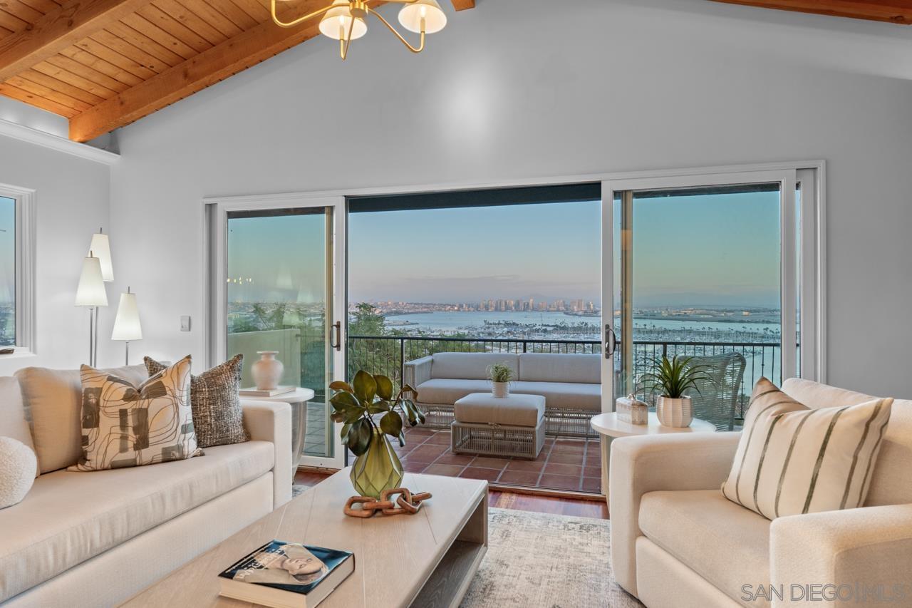 Detail Gallery Image 20 of 61 For 3235  Harbor View Dr, San Diego,  CA 92106 - 5 Beds | 4/2 Baths