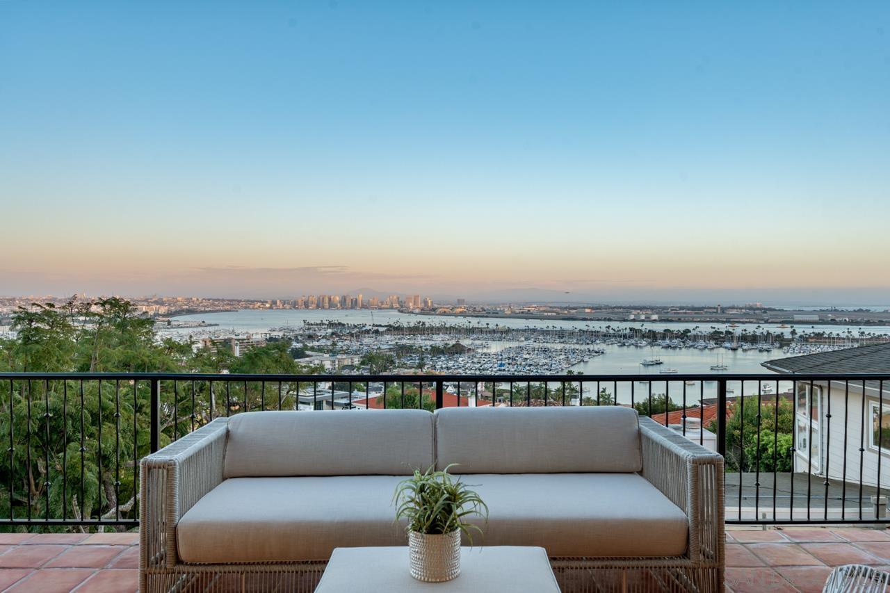 Detail Gallery Image 26 of 61 For 3235  Harbor View Dr, San Diego,  CA 92106 - 5 Beds | 4/2 Baths