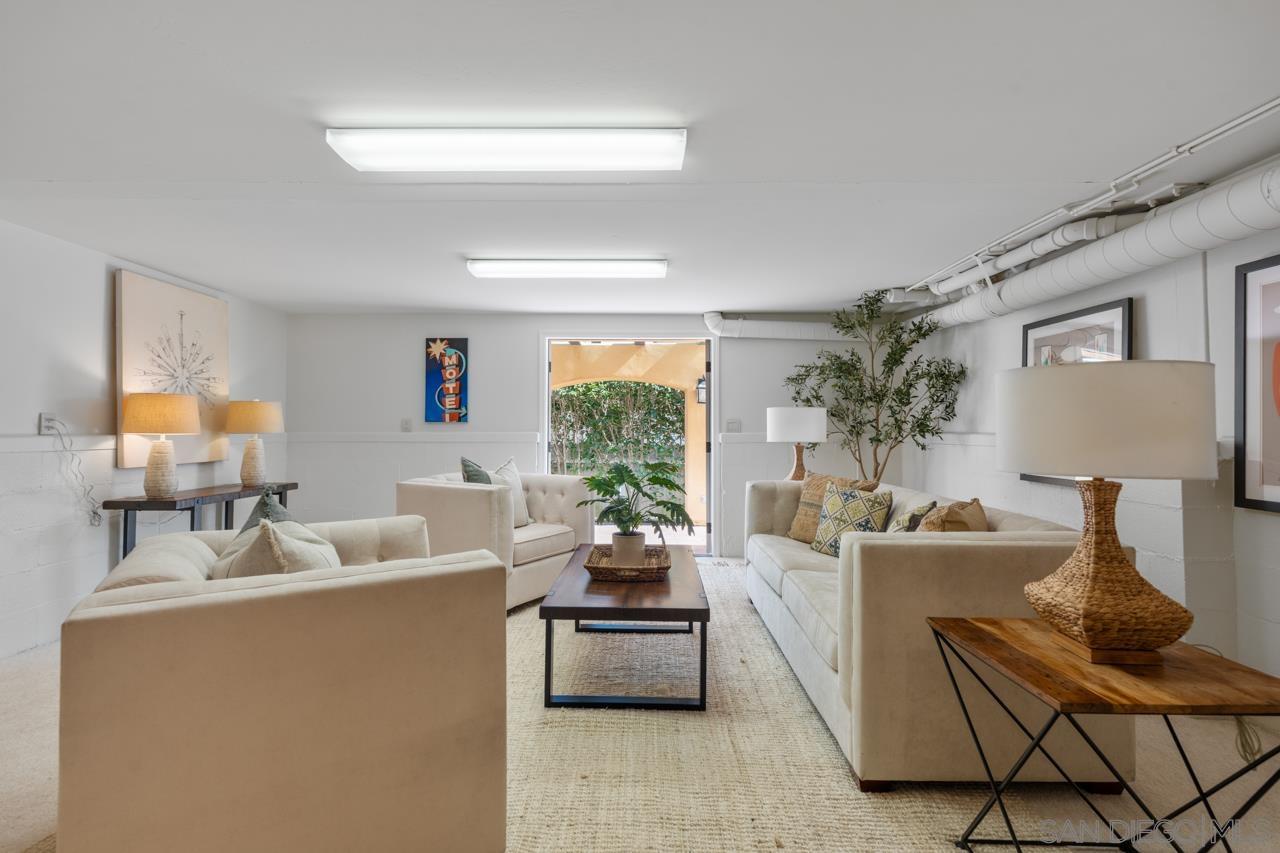 Detail Gallery Image 52 of 61 For 3235  Harbor View Dr, San Diego,  CA 92106 - 5 Beds | 4/2 Baths