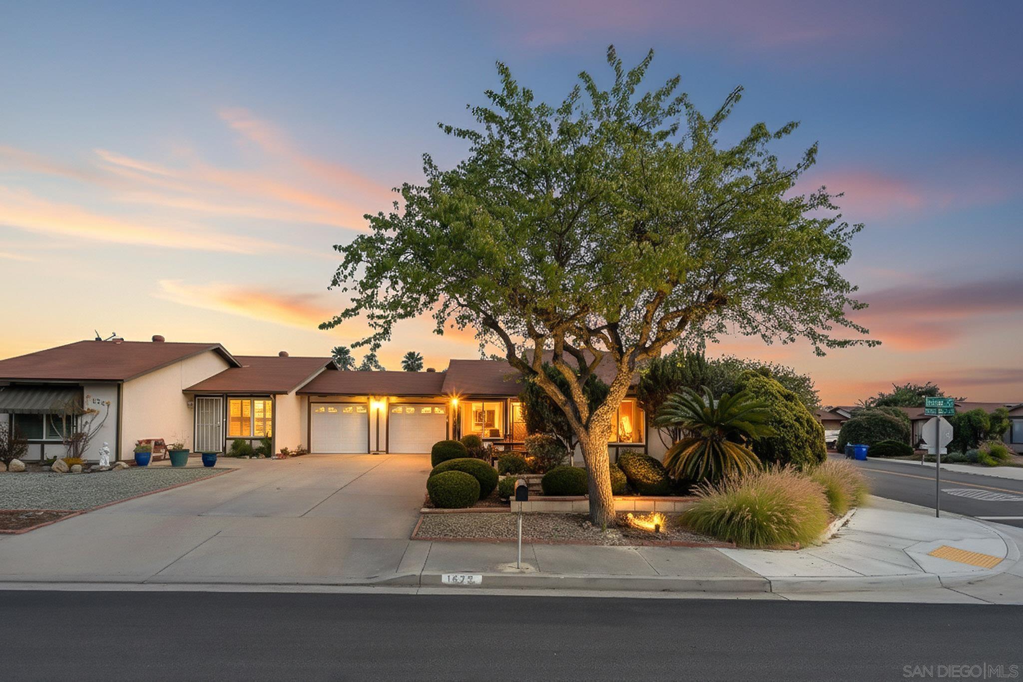 Front Image Thumbnail for SD260003853