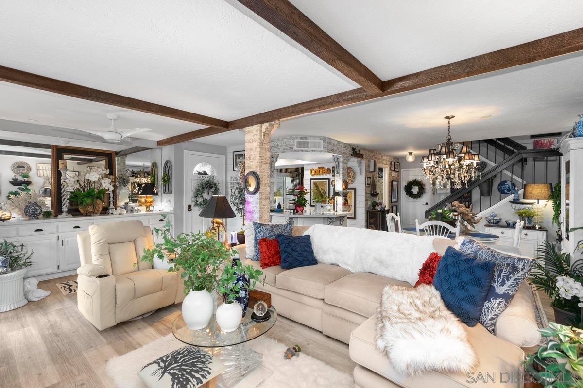 Detail Gallery Image 11 of 68 For 4011  Layang Layang Cir  #F,  Carlsbad,  CA 92008 - 2 Beds | 2/1 Baths