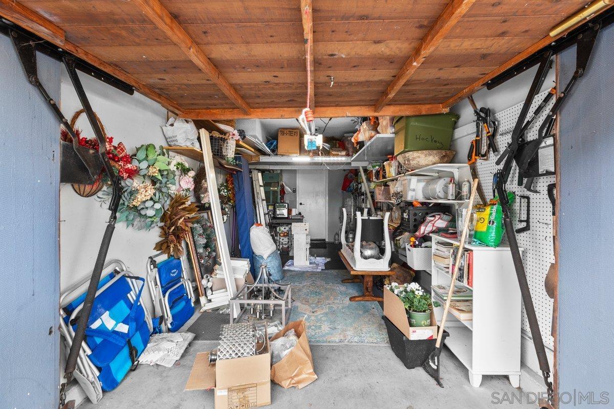 Detail Gallery Image 40 of 68 For 4011  Layang Layang Cir  #F,  Carlsbad,  CA 92008 - 2 Beds | 2/1 Baths