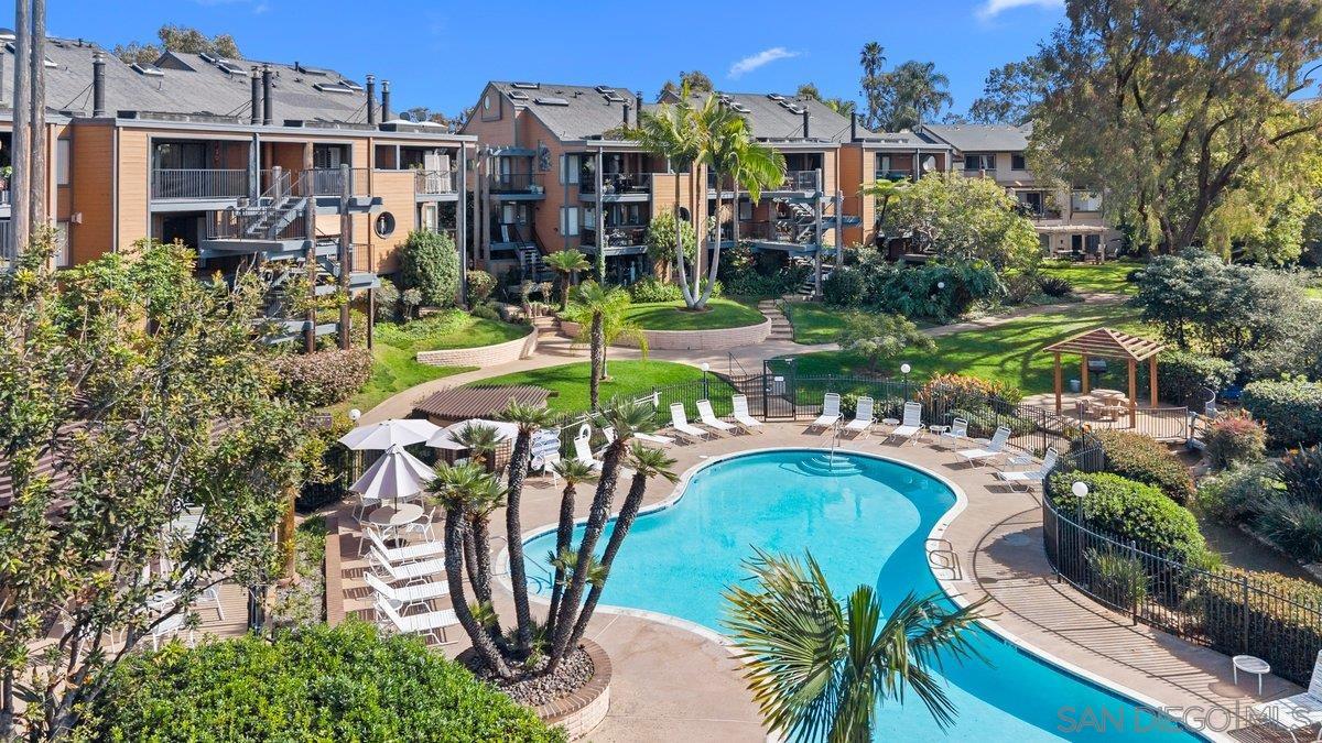 Detail Gallery Image 55 of 68 For 4011  Layang Layang Cir  #F,  Carlsbad,  CA 92008 - 2 Beds | 2/1 Baths