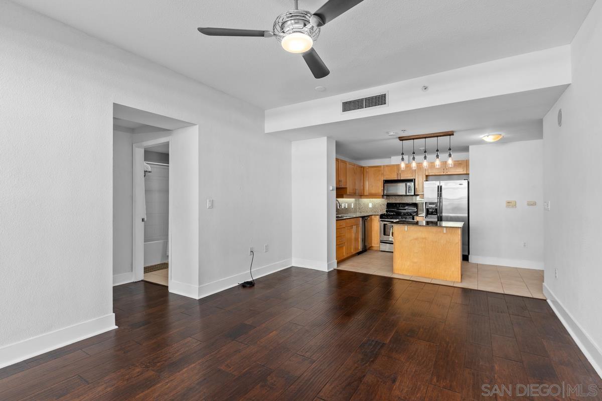 Detail Gallery Image 3 of 31 For 1240  India St  1004, San Diego,  CA 92101 - 1 Beds | 1 Baths