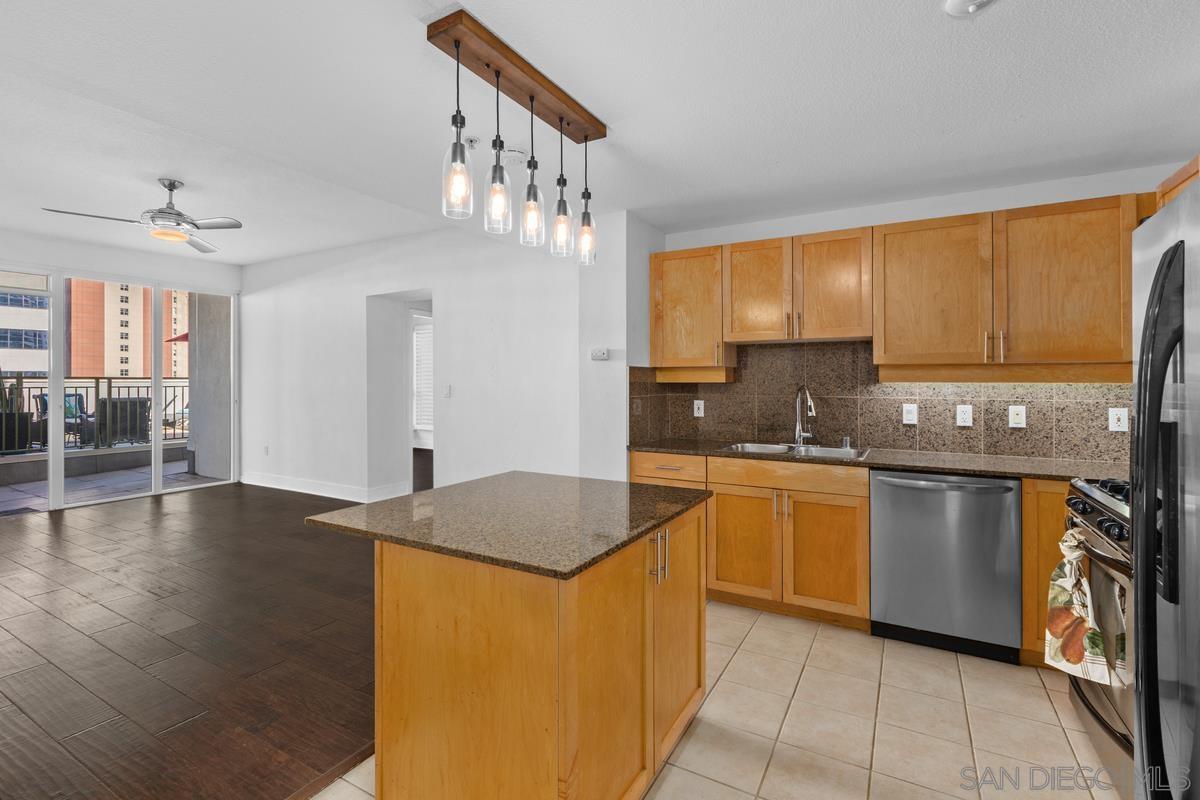 Detail Gallery Image 6 of 31 For 1240  India St  1004, San Diego,  CA 92101 - 1 Beds | 1 Baths