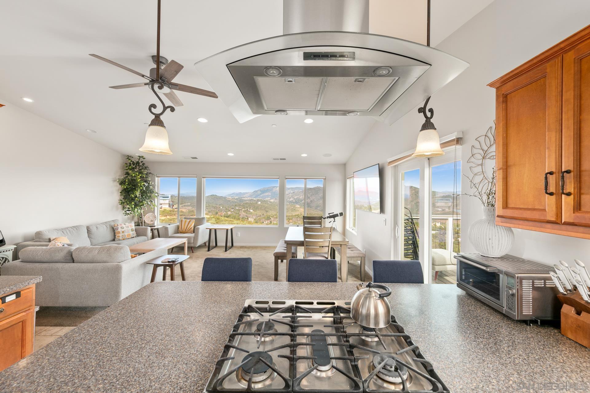 Detail Gallery Image 9 of 44 For 3304  Country Club Drive, Julian,  CA 92036 - 4 Beds | 2 Baths