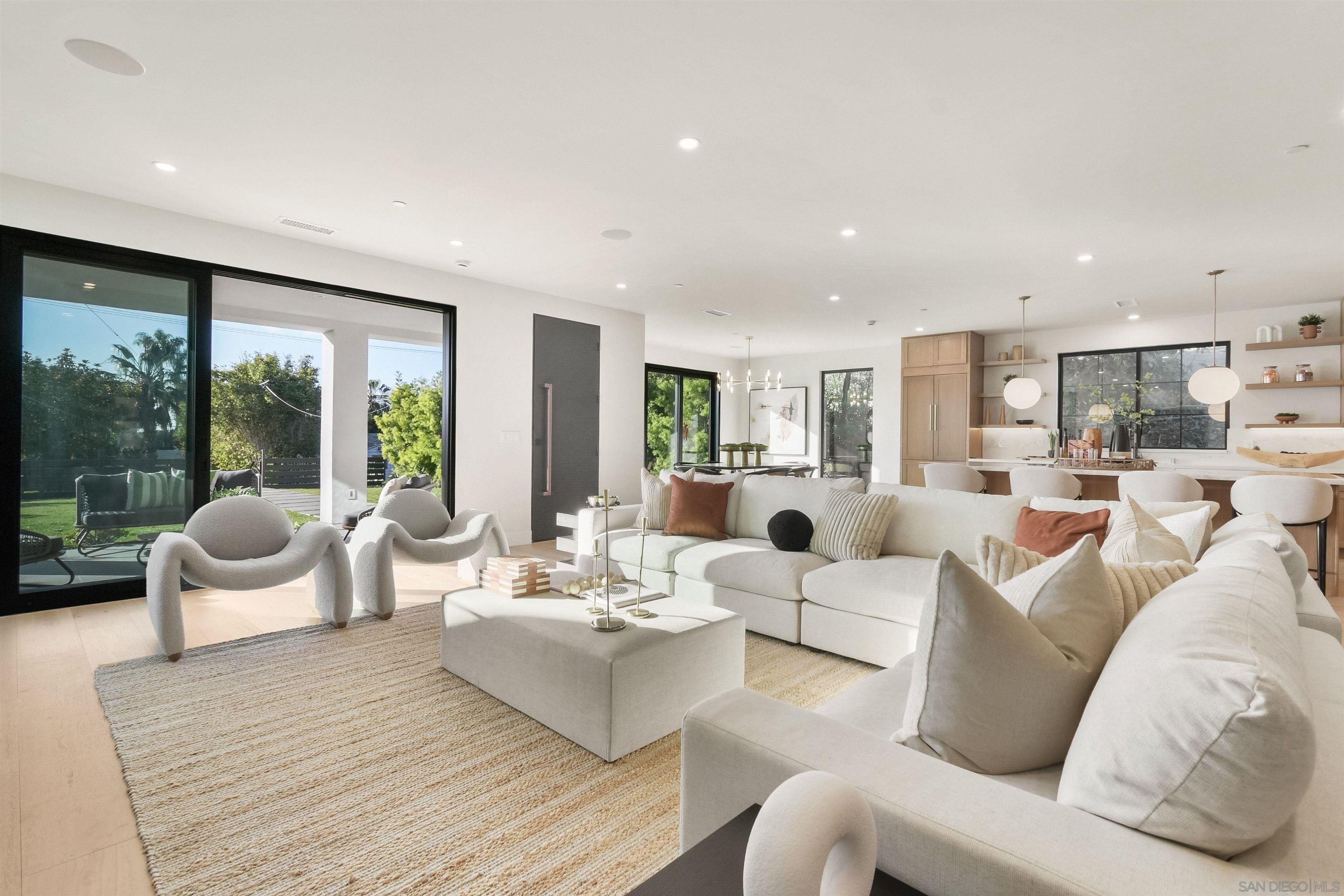 Front Image Thumbnail for SD260003866