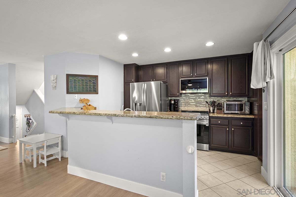 Detail Gallery Image 30 of 50 For 8040  Sevan Ct  #C,  San Diego,  CA 92123 - 2 Beds | 2/1 Baths