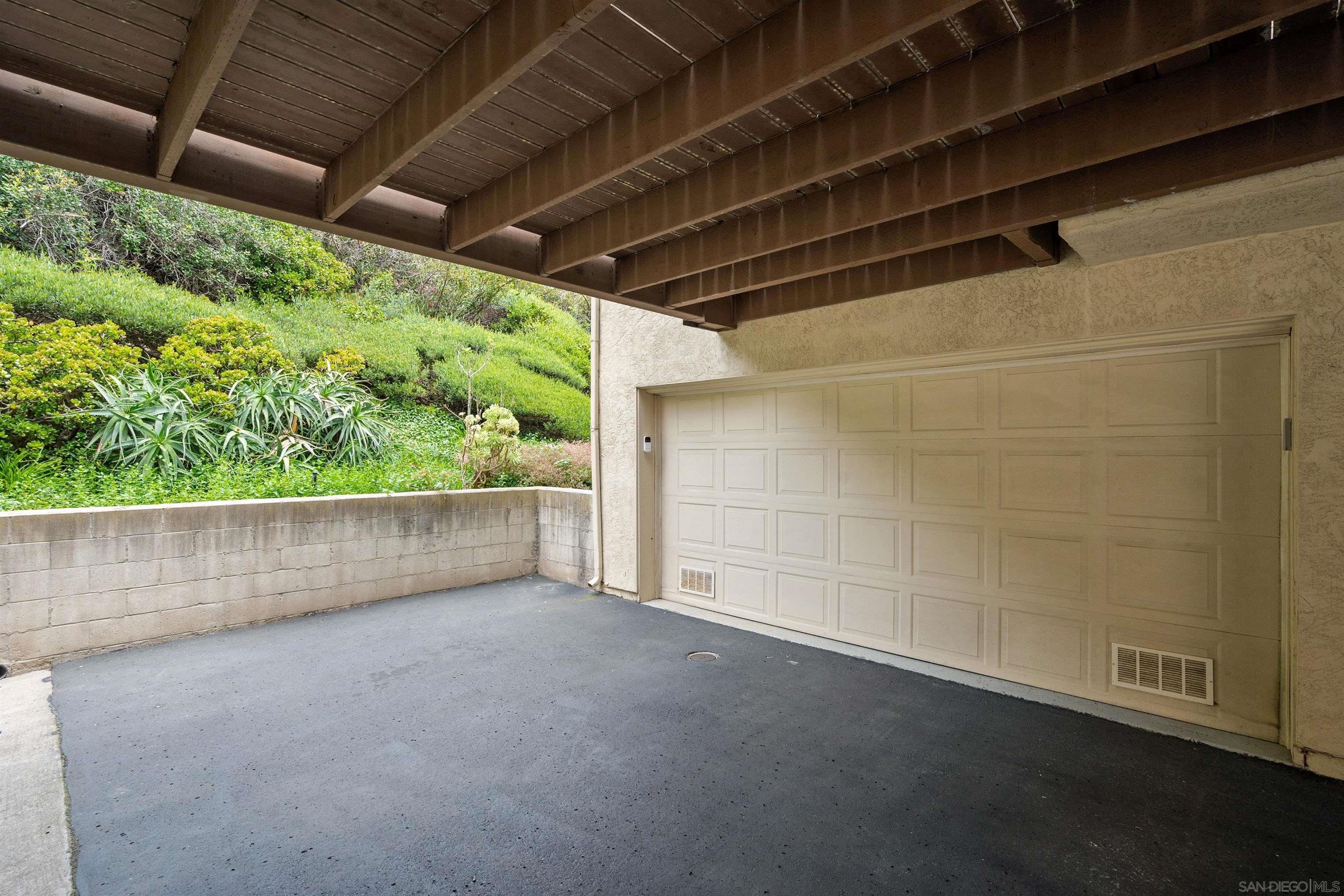 Detail Gallery Image 43 of 50 For 8040  Sevan Ct  #C,  San Diego,  CA 92123 - 2 Beds | 2/1 Baths
