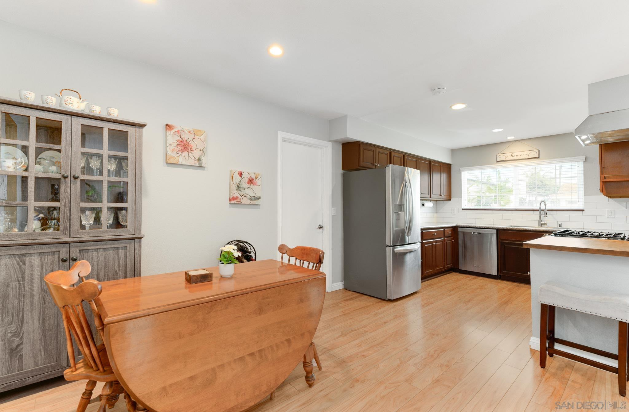 Detail Gallery Image 7 of 23 For 154  Harrison St, Oceanside,  CA 92057 - 3 Beds | 2 Baths