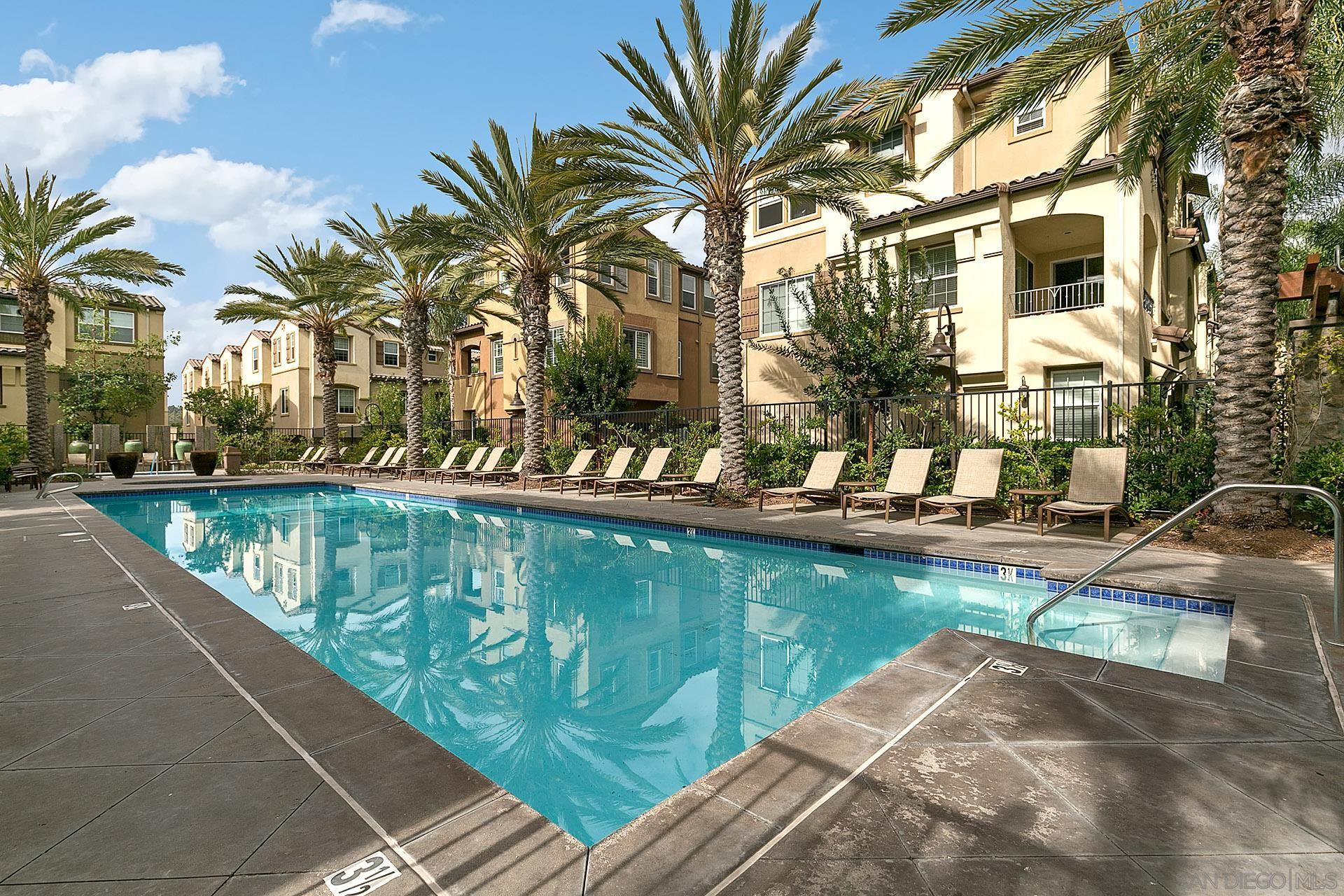 Detail Gallery Image 18 of 23 For 2533  Antlers Way, San Marcos,  CA 92078 - 2 Beds | 2/1 Baths