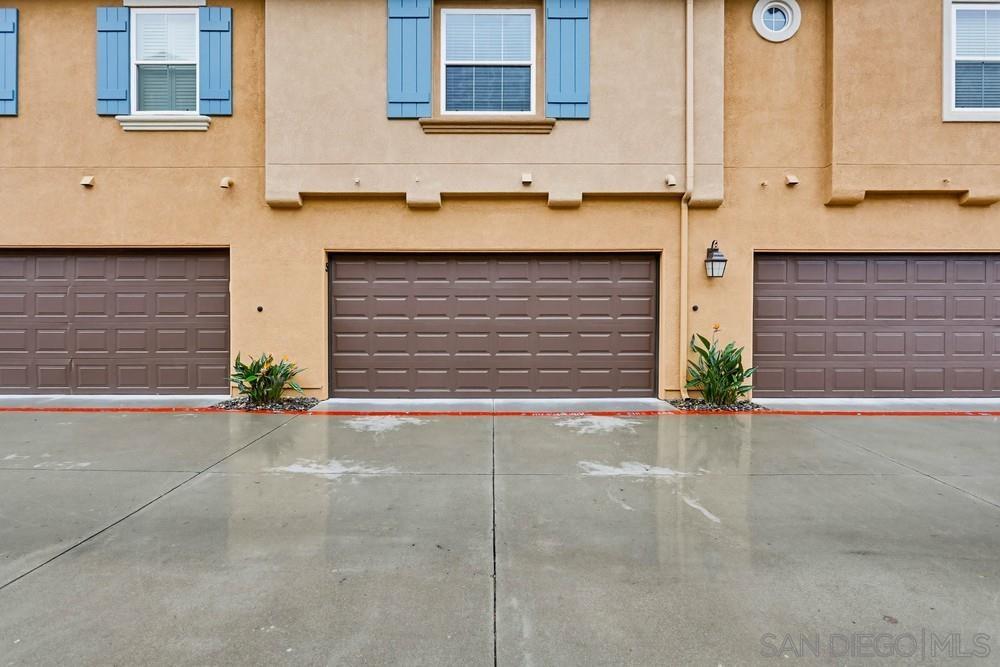 Detail Gallery Image 33 of 39 For 17059  Calle Trevino  #5,  San Diego,  CA 92127 - 2 Beds | 2/1 Baths