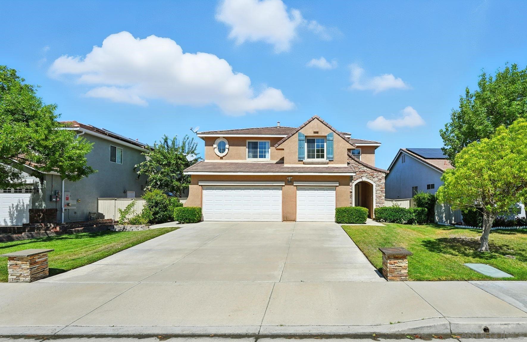 Front Image Thumbnail for SD260003877