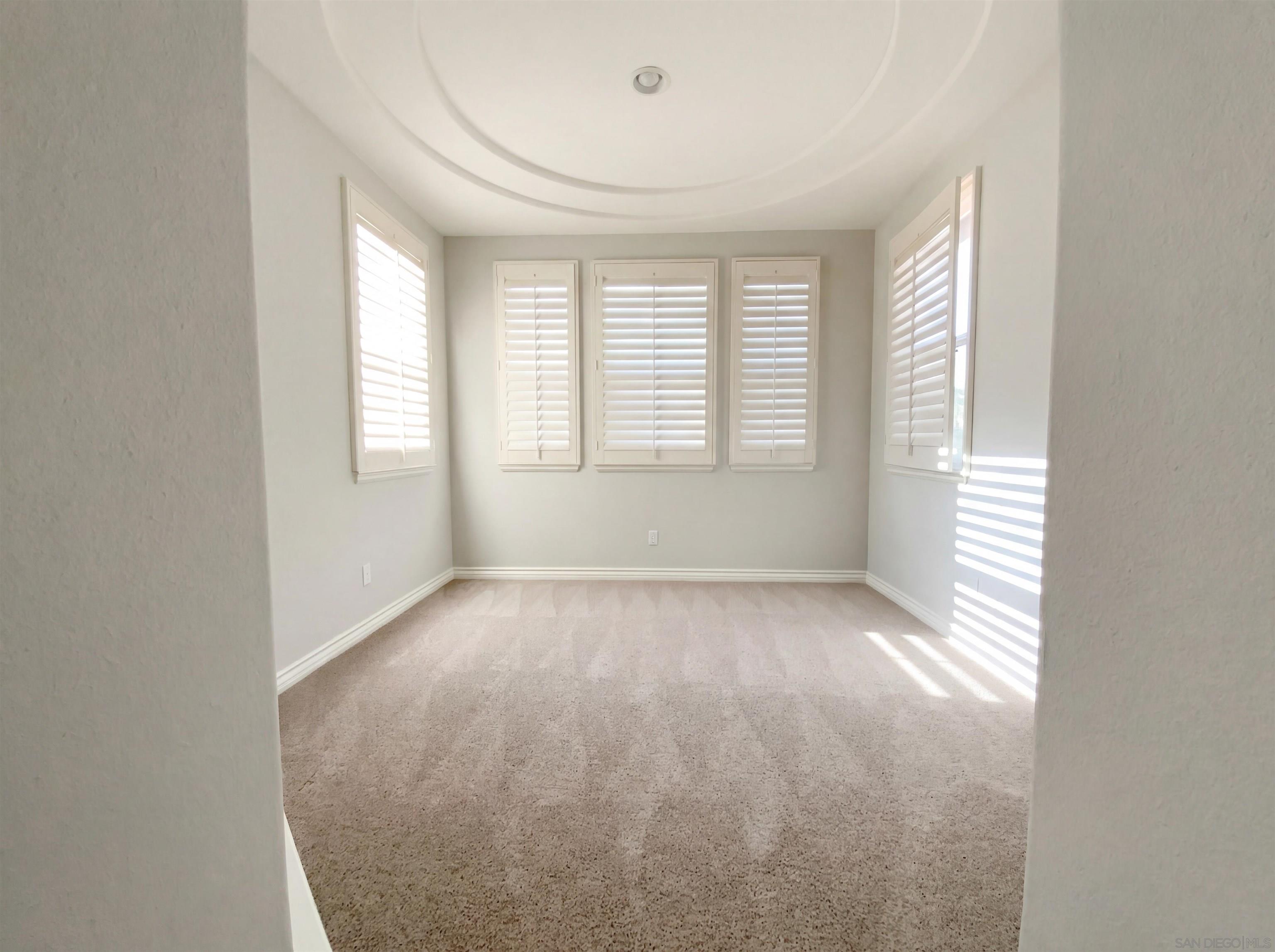 Detail Gallery Image 9 of 31 For 6259  Paseo Callado, Carlsbad,  CA 92009 - 5 Beds | 5/1 Baths