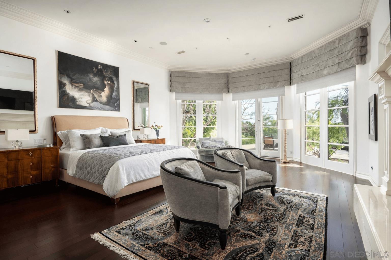 Detail Gallery Image 21 of 39 For 6565  Calle Reina, Rancho Santa Fe,  CA 92067 - 7 Beds | 8/2 Baths