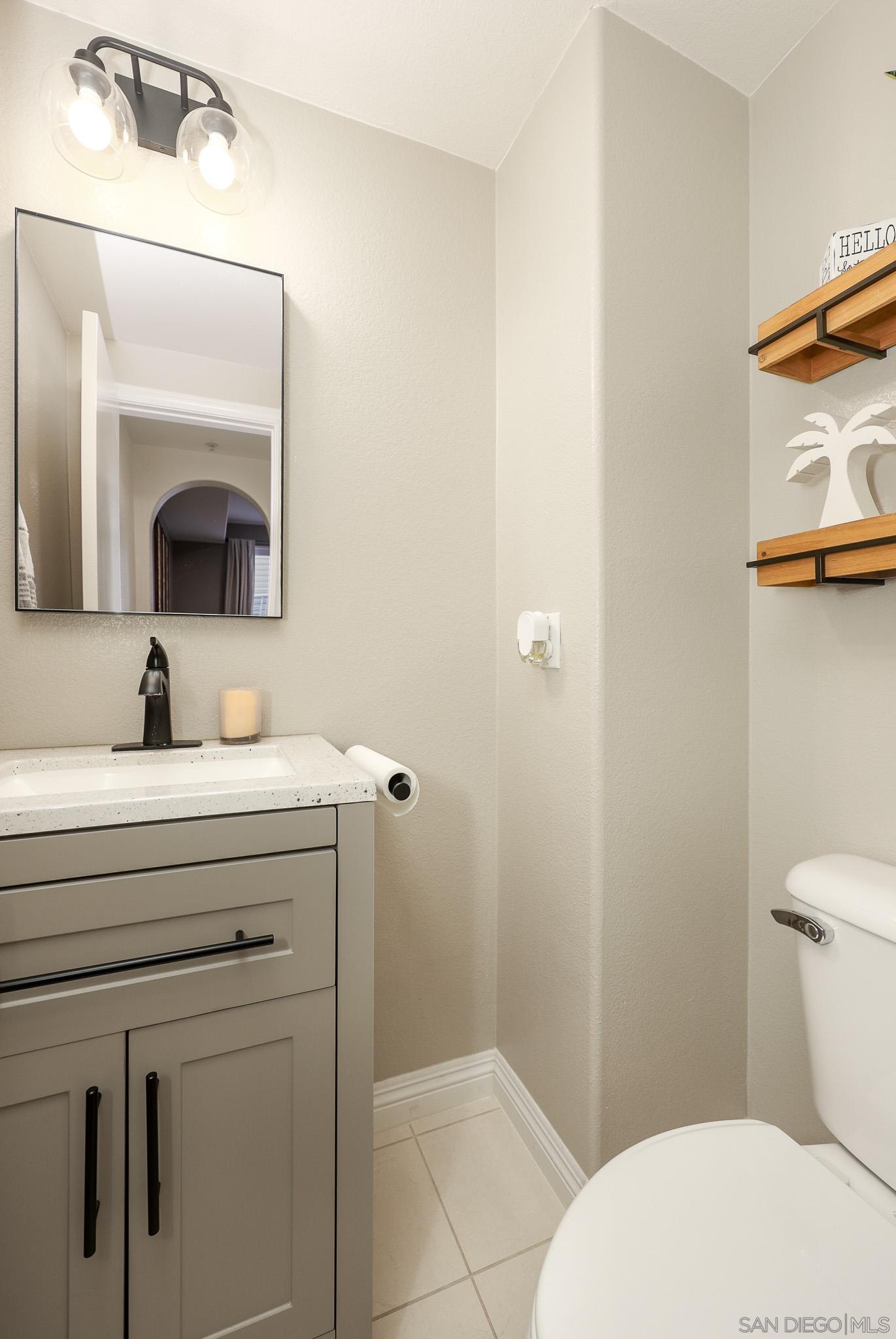 Detail Gallery Image 15 of 25 For 2003  Caminito De La Cruz, Chula Vista,  CA 91913 - 3 Beds | 2/1 Baths