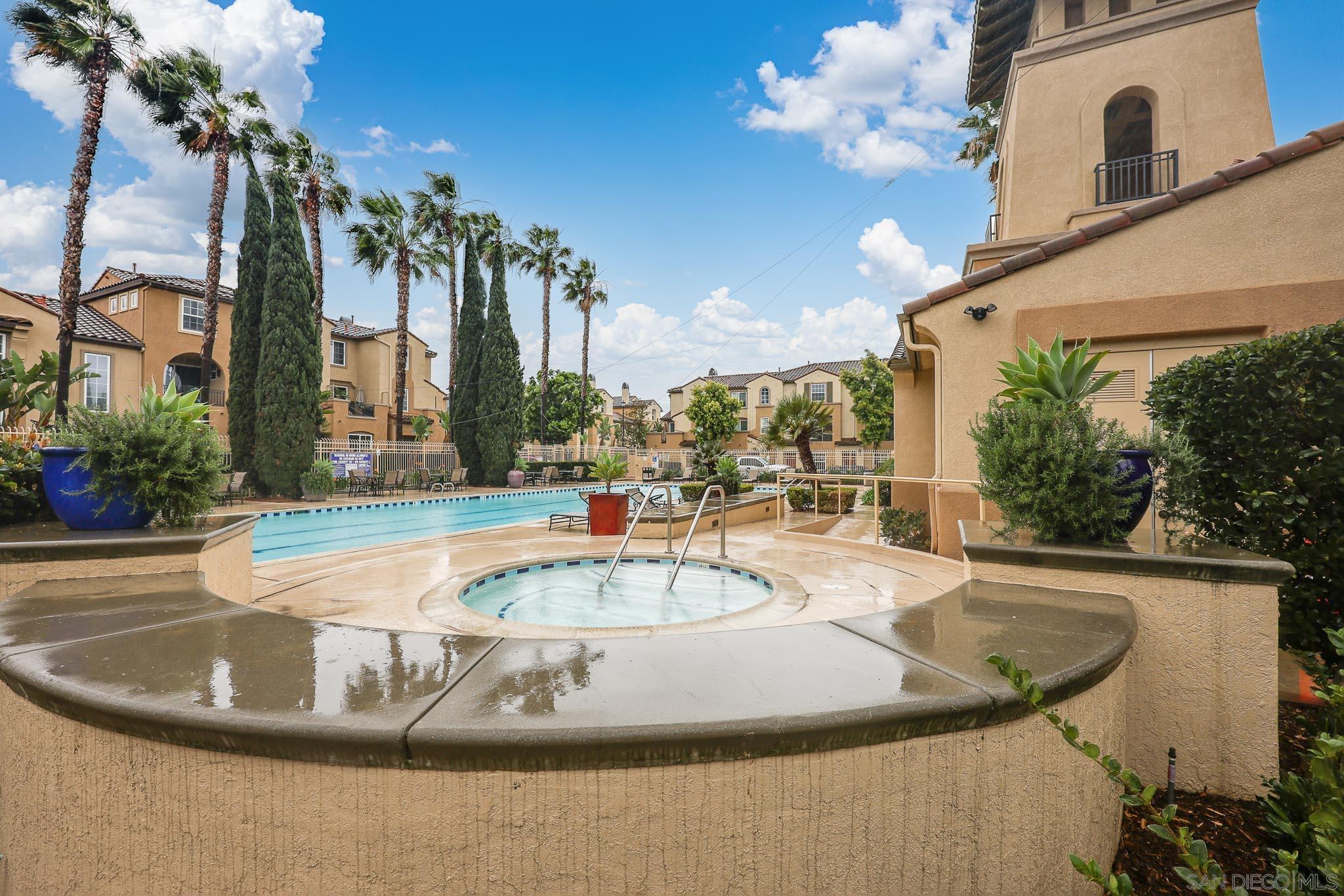 Detail Gallery Image 19 of 25 For 2003  Caminito De La Cruz, Chula Vista,  CA 91913 - 3 Beds | 2/1 Baths