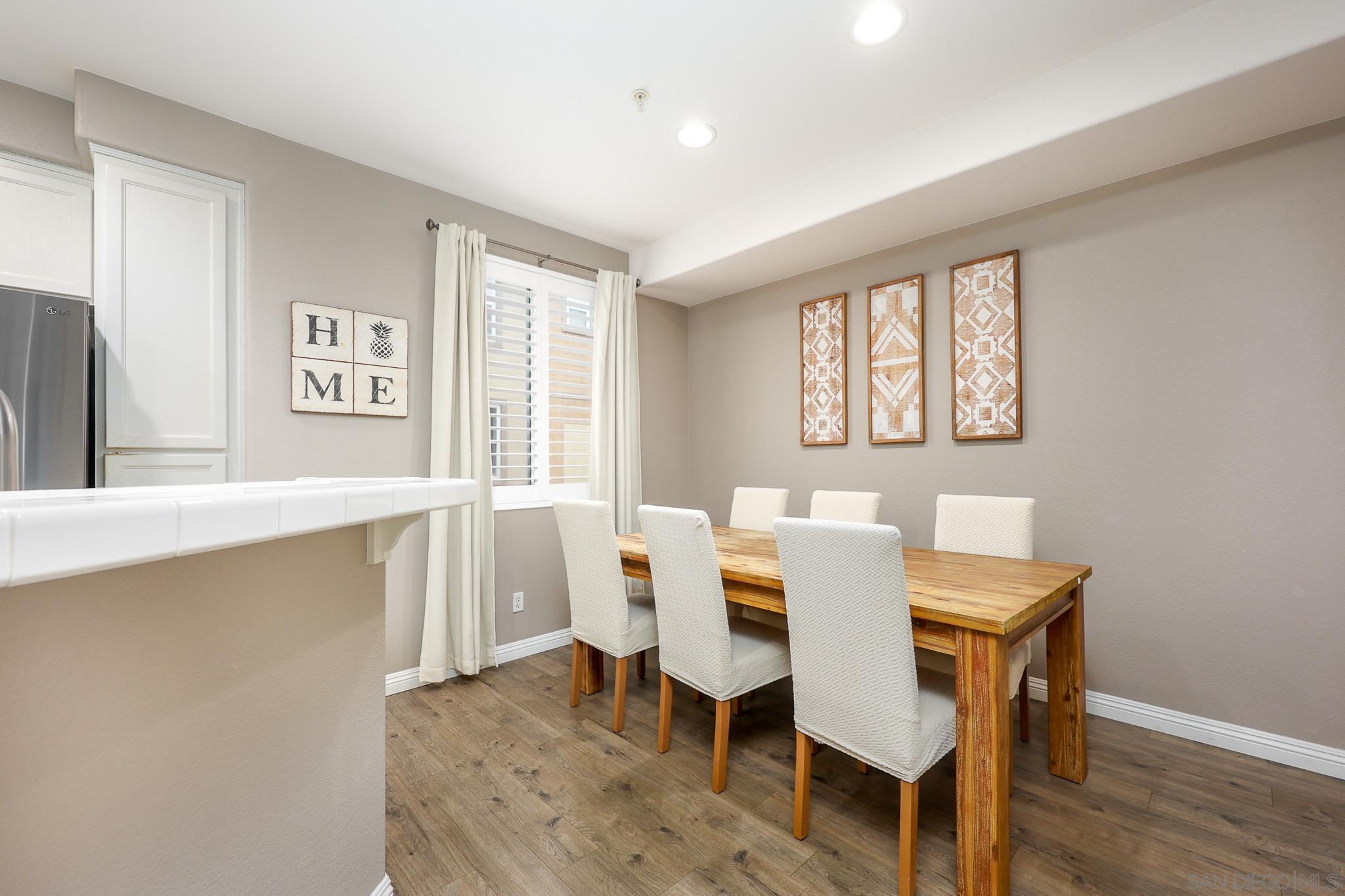 Detail Gallery Image 8 of 25 For 2003  Caminito De La Cruz, Chula Vista,  CA 91913 - 3 Beds | 2/1 Baths