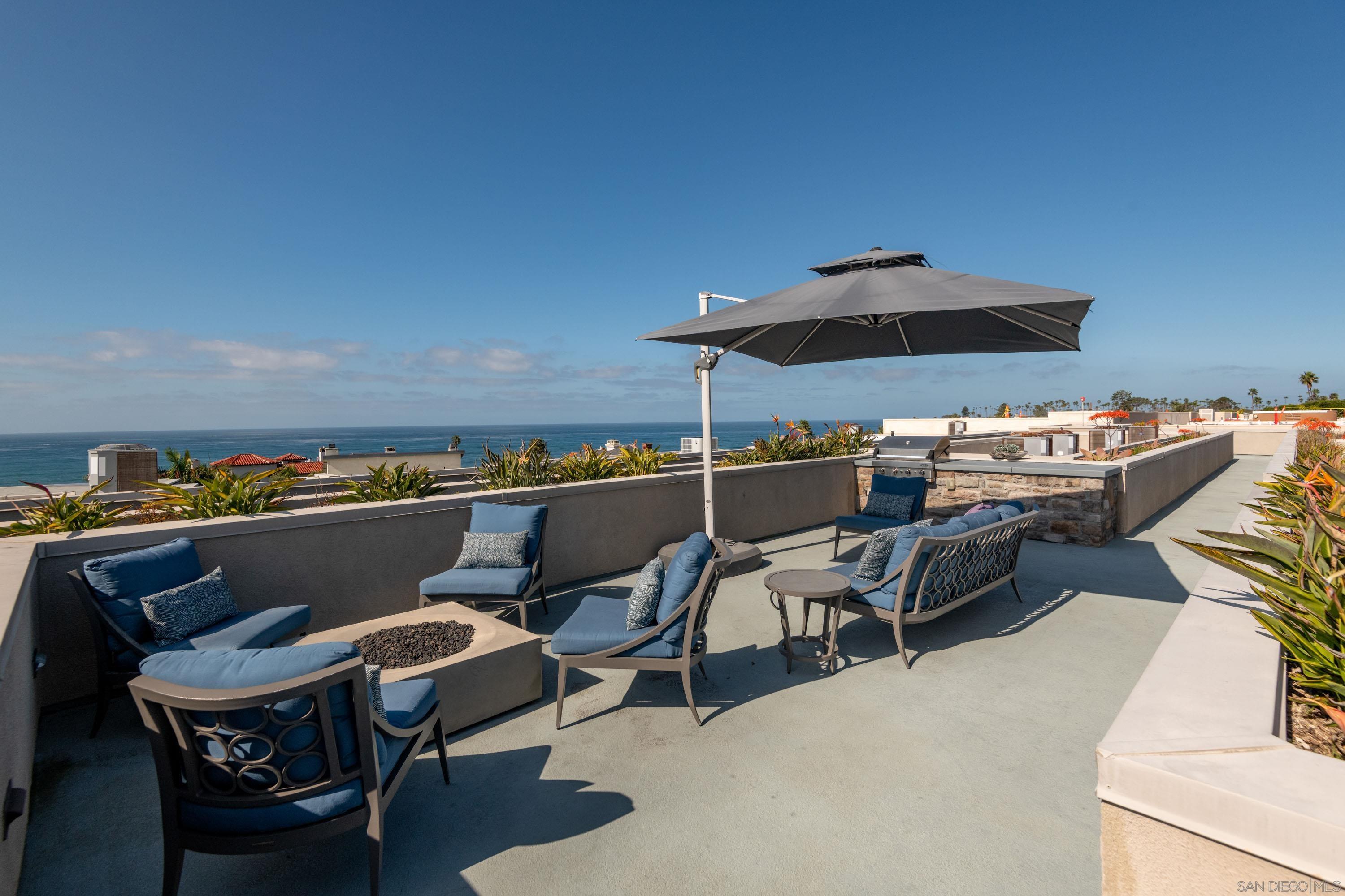 Detail Gallery Image 19 of 34 For 5702  La Jolla Blvd  #209,  La Jolla,  CA 92037 - 2 Beds | 2 Baths