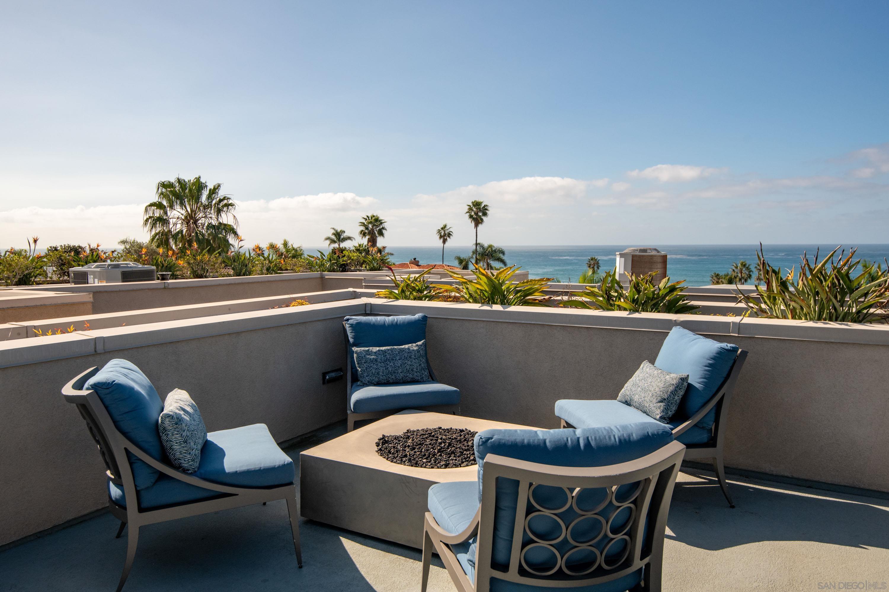 Detail Gallery Image 22 of 34 For 5702  La Jolla Blvd  #209,  La Jolla,  CA 92037 - 2 Beds | 2 Baths