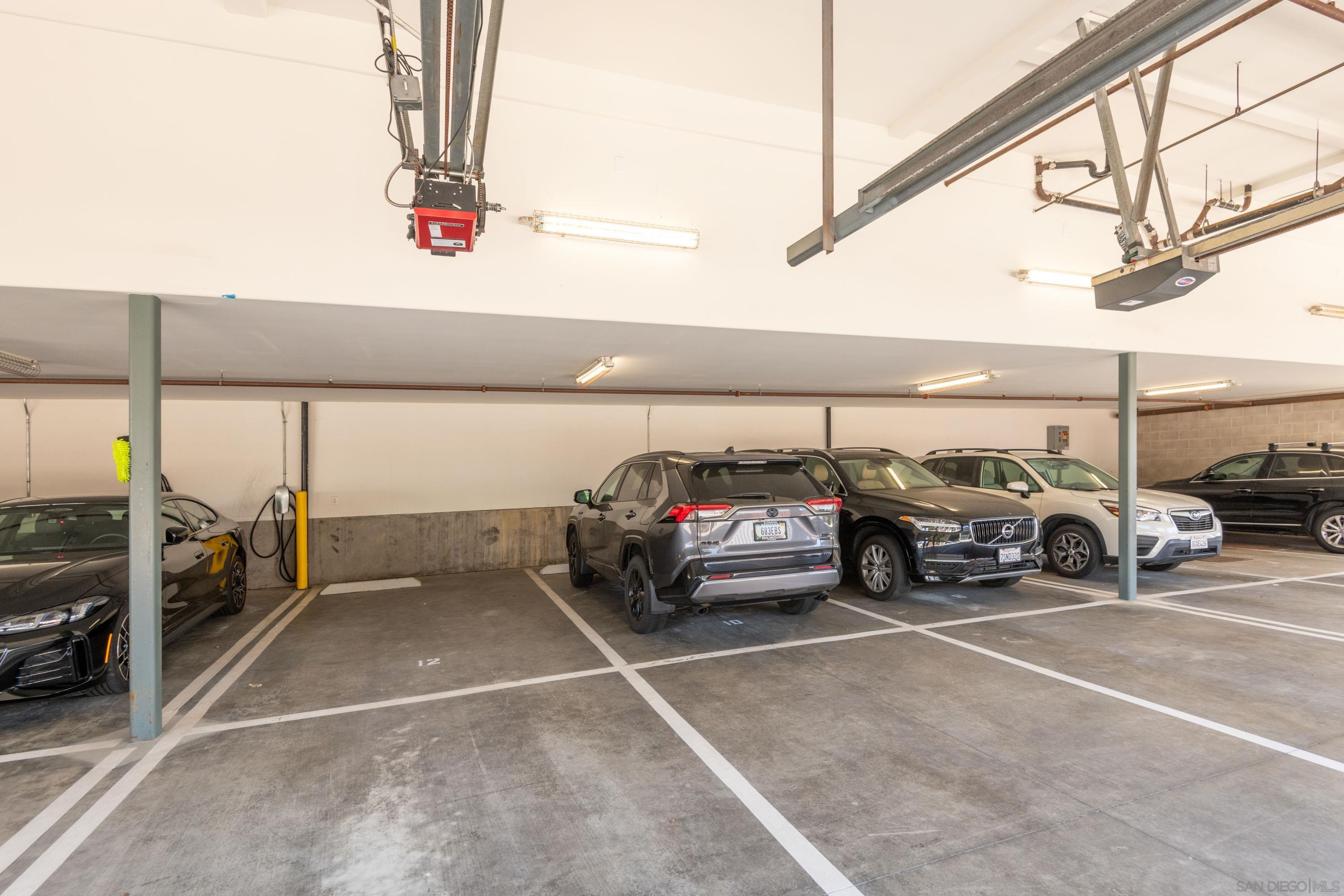 Detail Gallery Image 25 of 34 For 5702  La Jolla Blvd  #209,  La Jolla,  CA 92037 - 2 Beds | 2 Baths