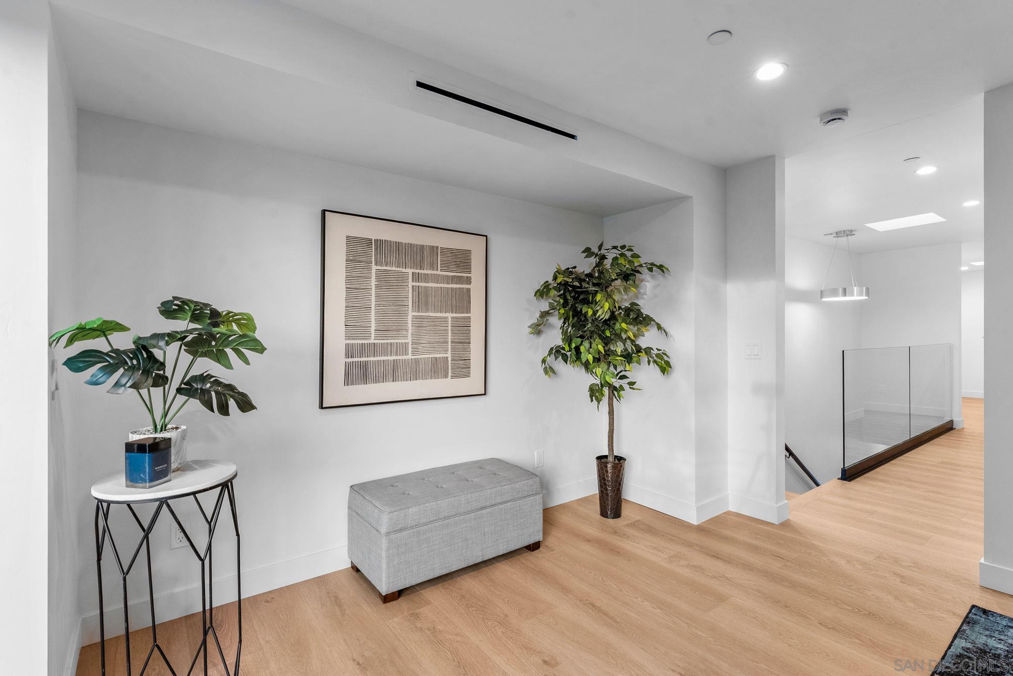 Detail Gallery Image 7 of 64 For 3653  Wilson Ave, San Diego,  CA 92104 - 4 Beds | 4/1 Baths