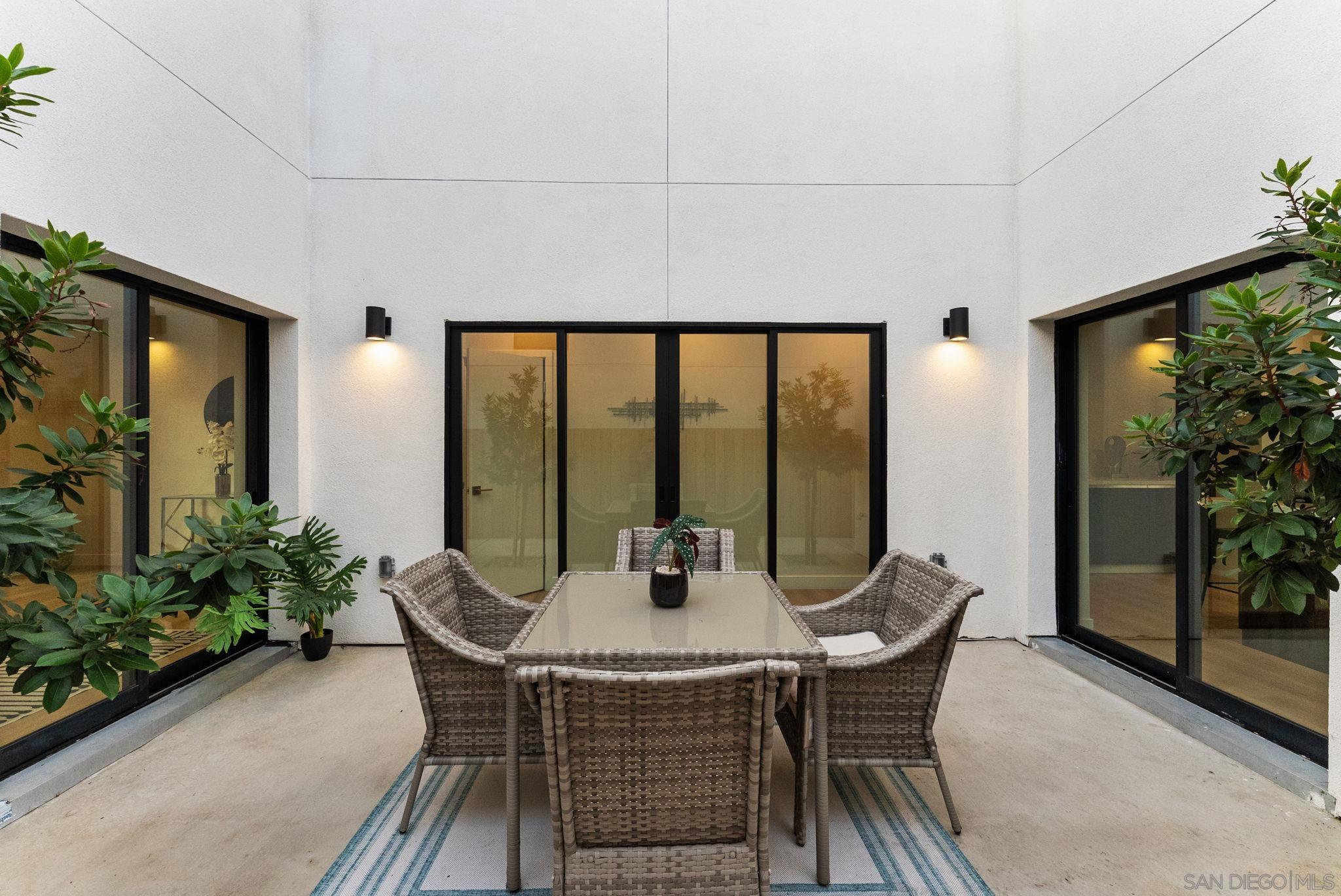 Detail Gallery Image 10 of 64 For 3653  Wilson Ave, San Diego,  CA 92104 - 4 Beds | 4/1 Baths