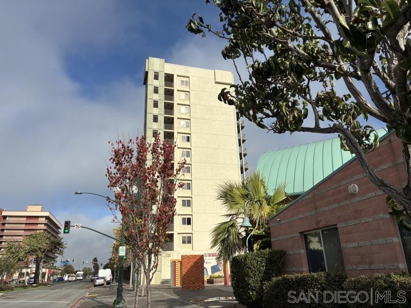 Front Image Thumbnail for SD260003891