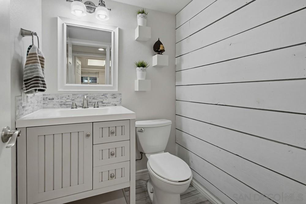 Detail Gallery Image 22 of 62 For 9864  Saskatchewan Ave, San Diego,  CA 92129 - 4 Beds | 2/1 Baths