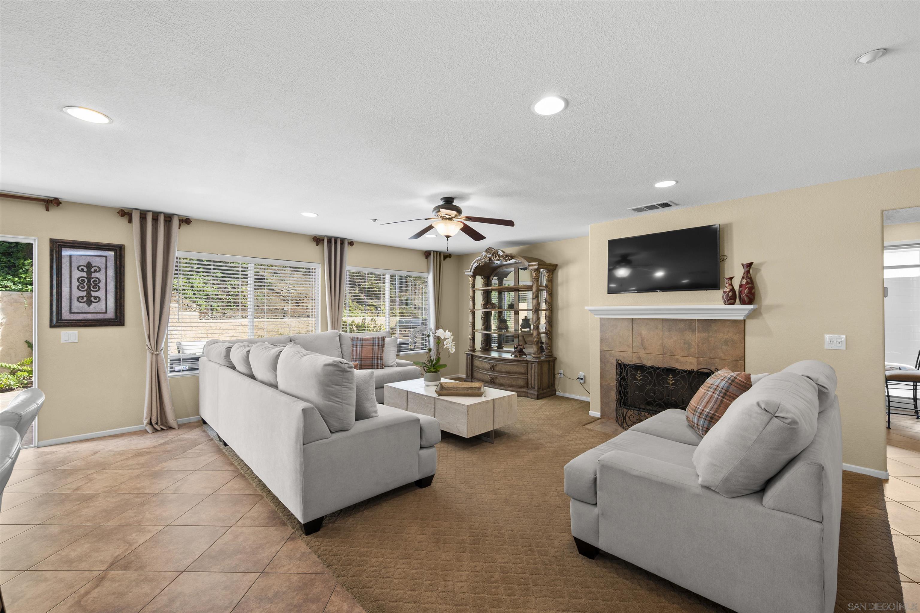 Detail Gallery Image 21 of 55 For 10145  Challenger Ct, Spring Valley,  CA 91978 - 5 Beds | 4 Baths