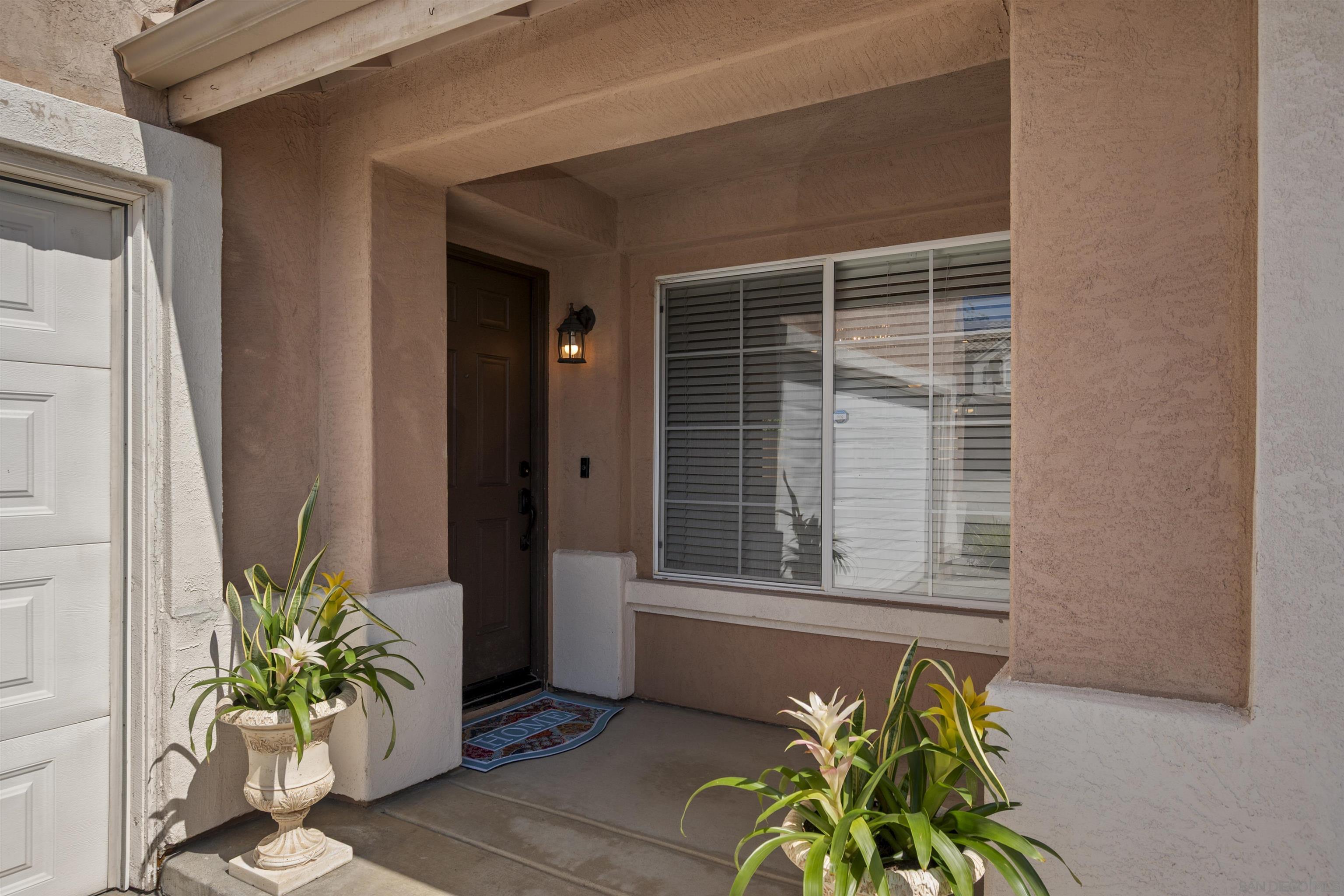 Detail Gallery Image 6 of 55 For 10145  Challenger Ct, Spring Valley,  CA 91978 - 5 Beds | 4 Baths