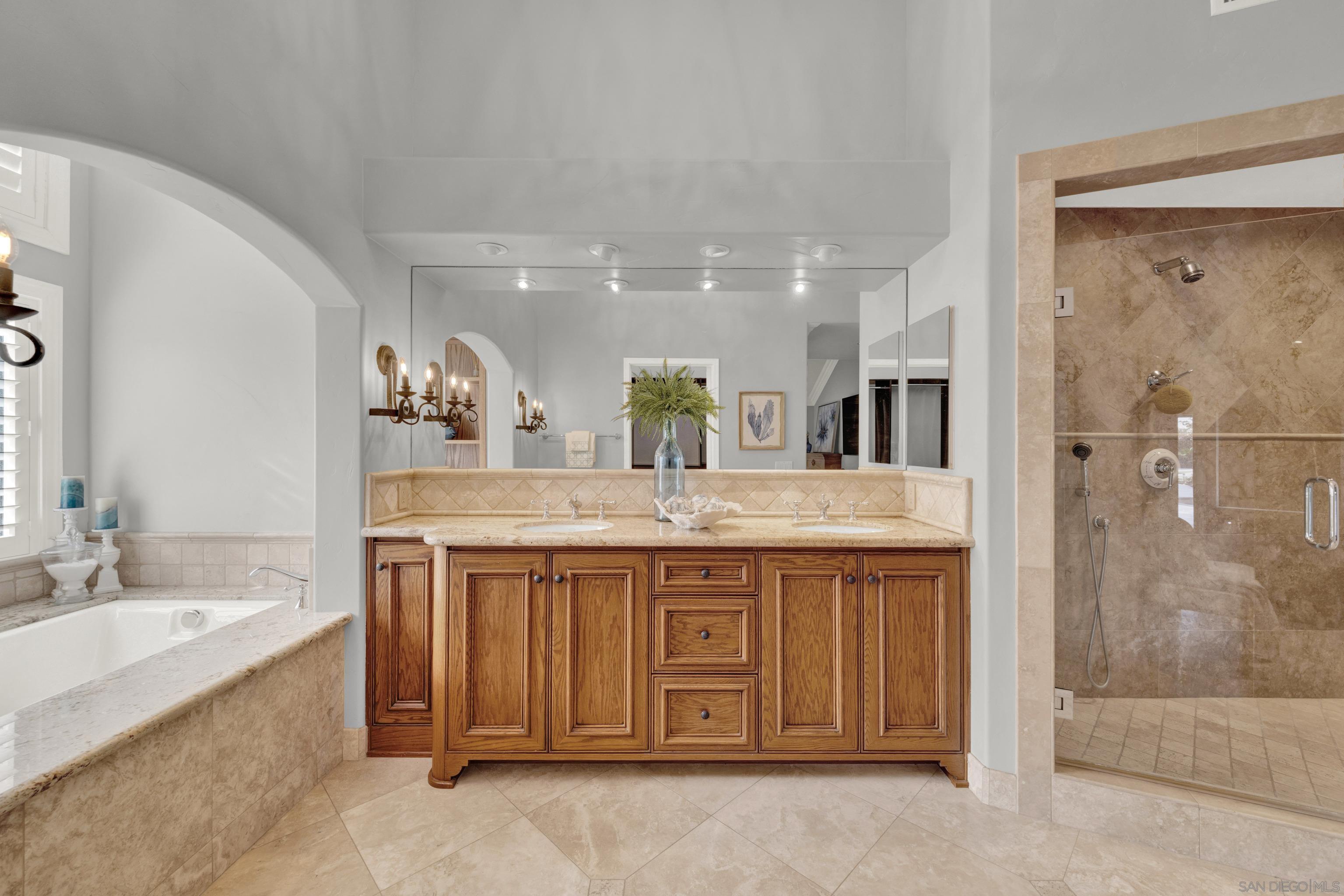 Detail Gallery Image 24 of 67 For 12885  Rockwell Ct, Poway,  CA 92064 - 6 Beds | 4/1 Baths