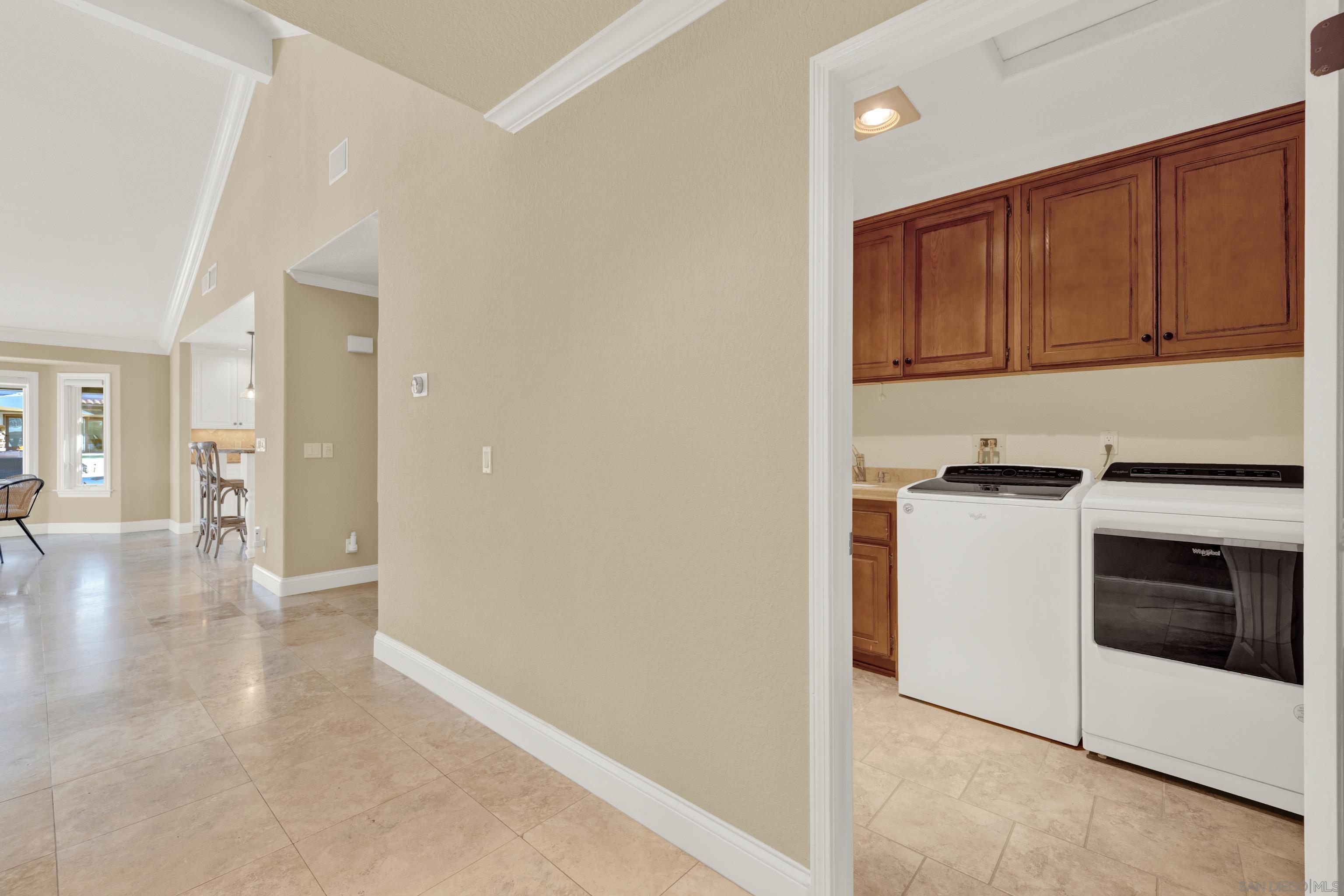 Detail Gallery Image 25 of 67 For 12885  Rockwell Ct, Poway,  CA 92064 - 6 Beds | 4/1 Baths