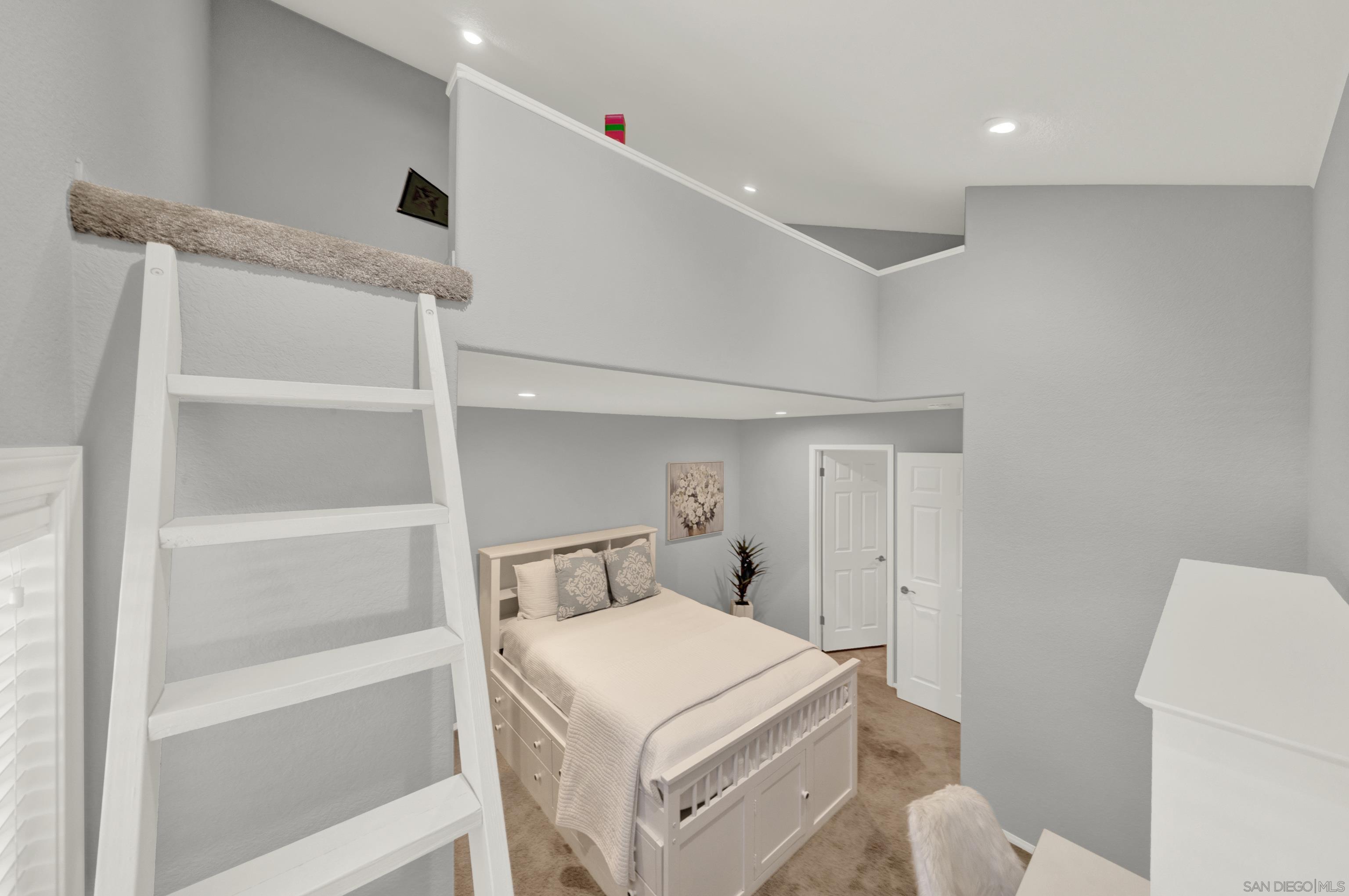 Detail Gallery Image 30 of 67 For 12885  Rockwell Ct, Poway,  CA 92064 - 6 Beds | 4/1 Baths